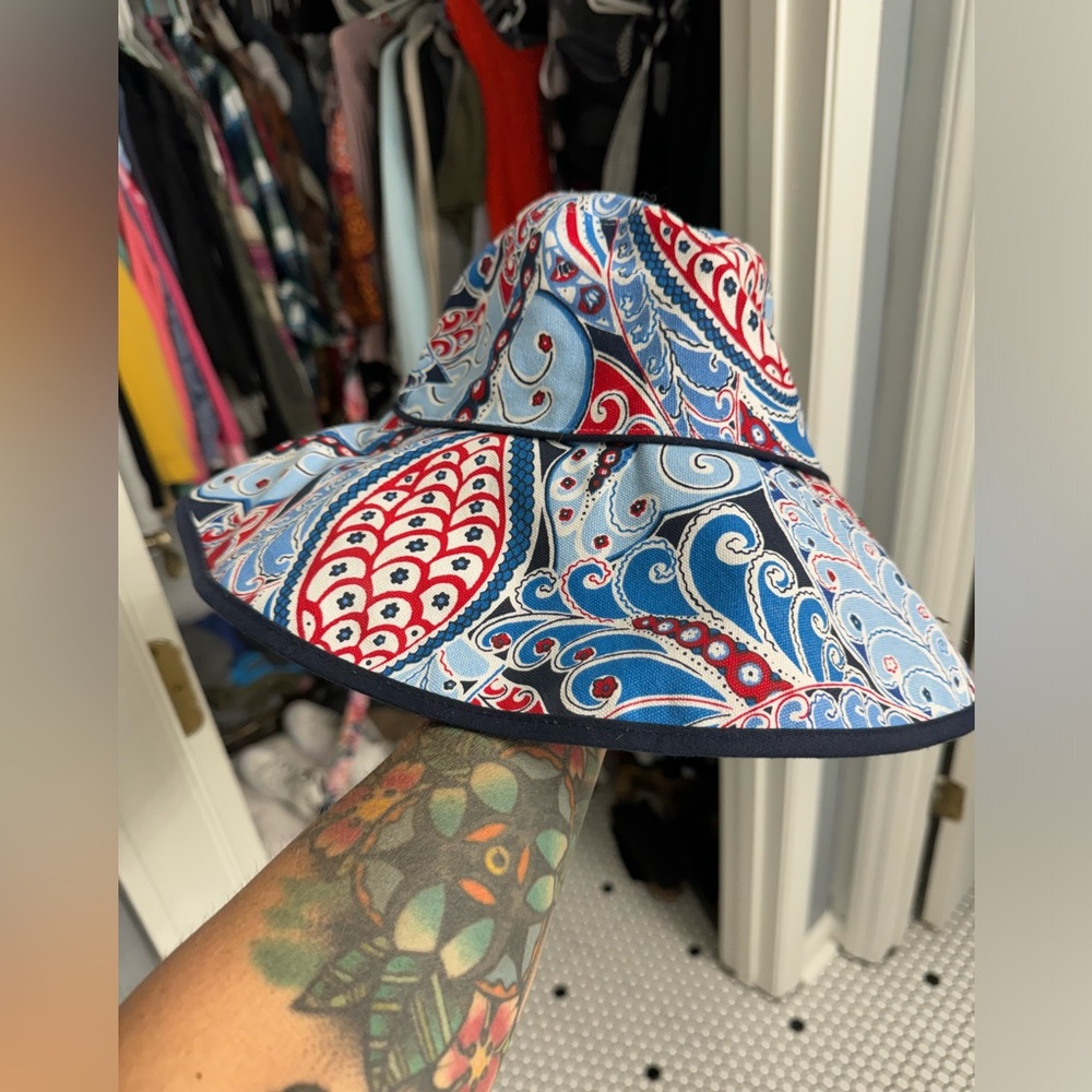Vera Bradley sun hat seaside collection